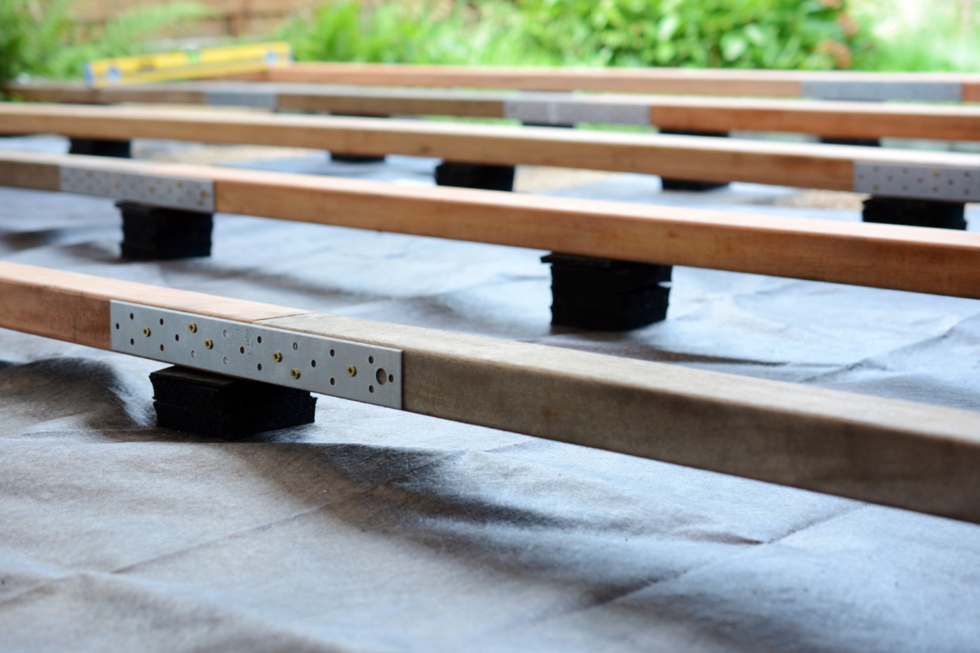 Bautenschutzmatten und Terrassenpads von BAUHELD